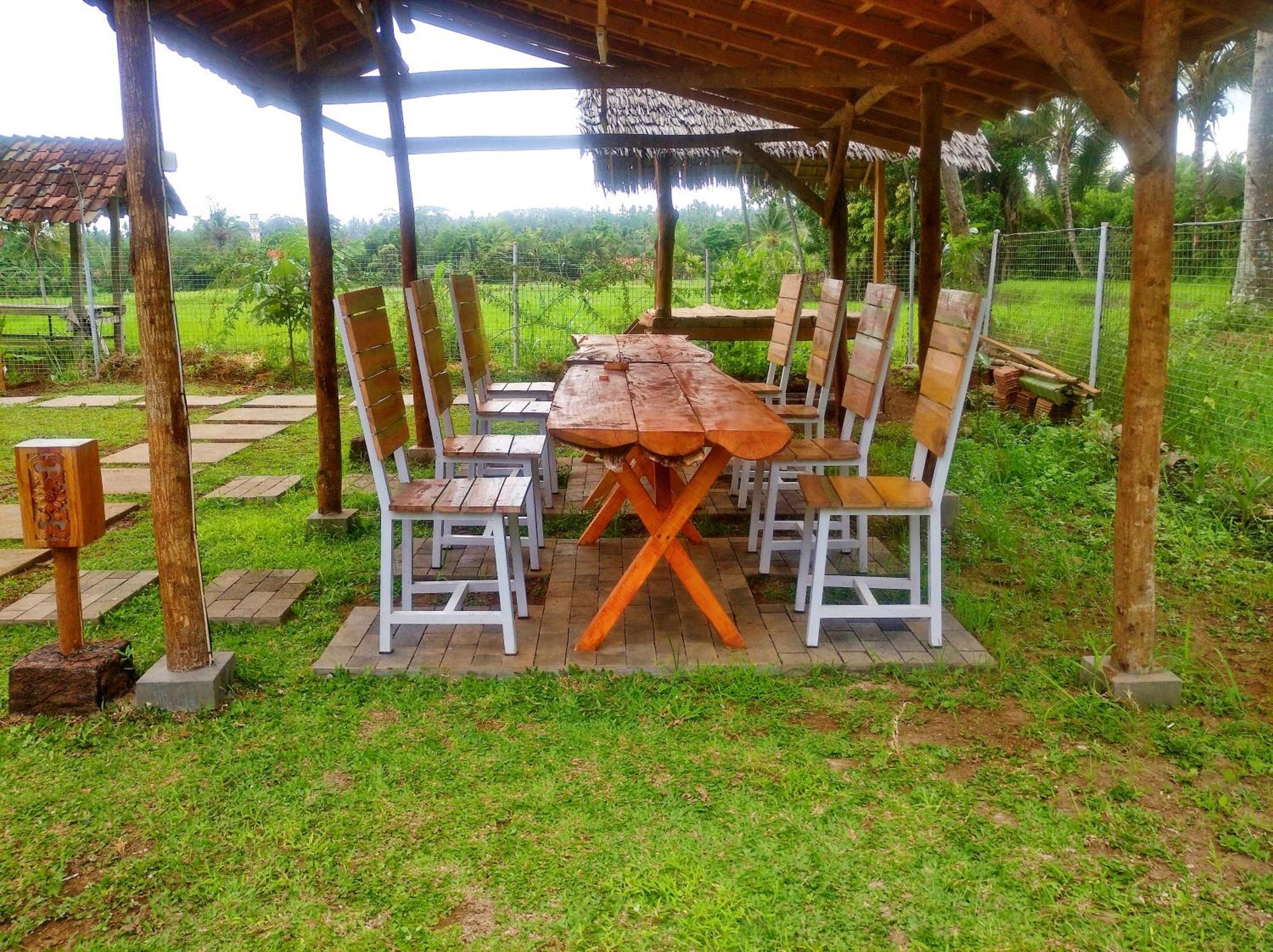 Wooden Kemiren Homestay Banyuwangi Banyuwangi  Exterior foto