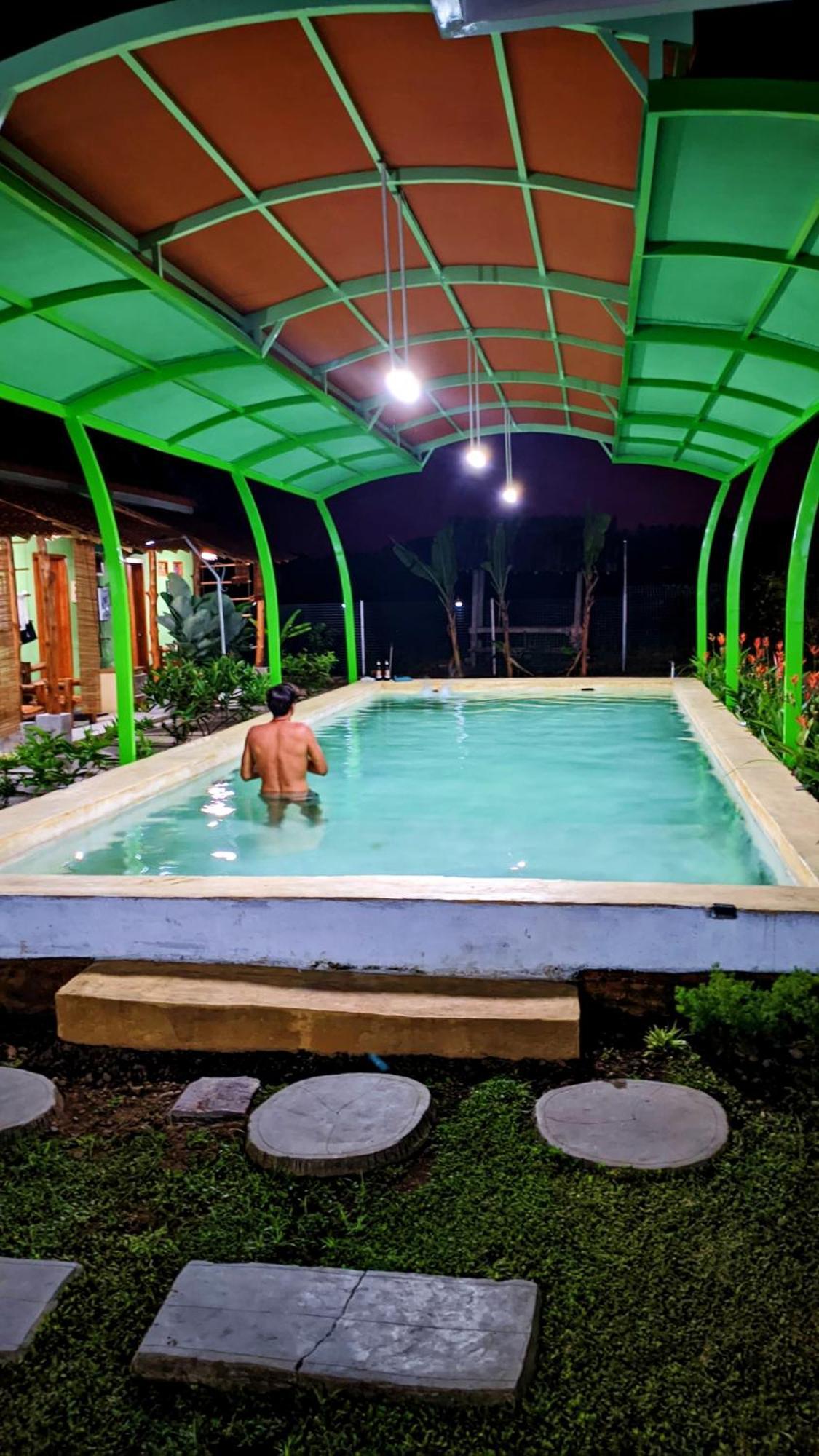 Wooden Kemiren Homestay Banyuwangi Banyuwangi  Exterior foto