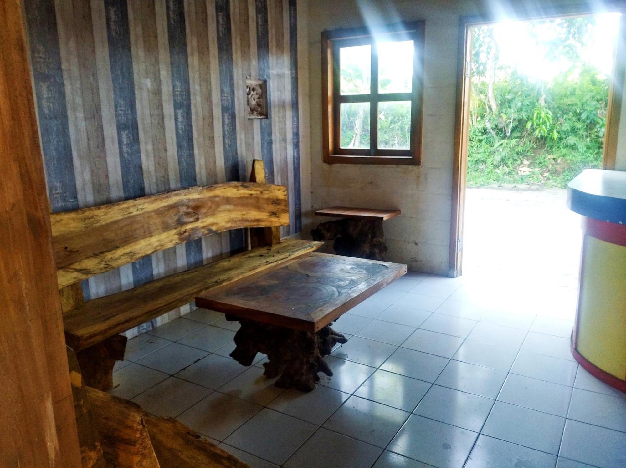 Wooden Kemiren Homestay Banyuwangi Banyuwangi  Exterior foto